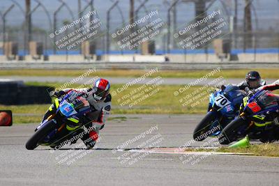 media/Mar-19-2022-Fastrack Riders (Sat) [[4e7522d738]]/Level 5 Race/Turn 6/